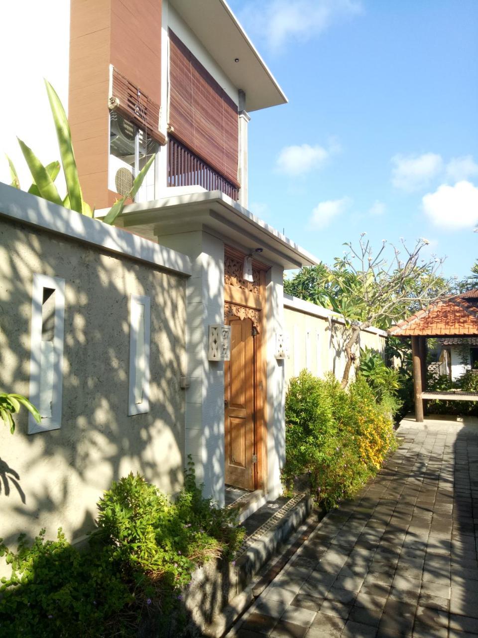 The Surya Kuta Villa Eksteriør bilde